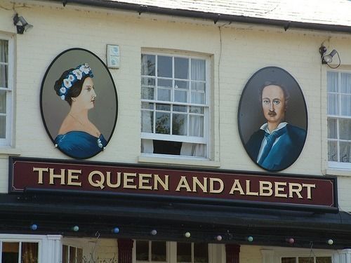 היי וויקומב The Queen And Albert מראה חיצוני תמונה